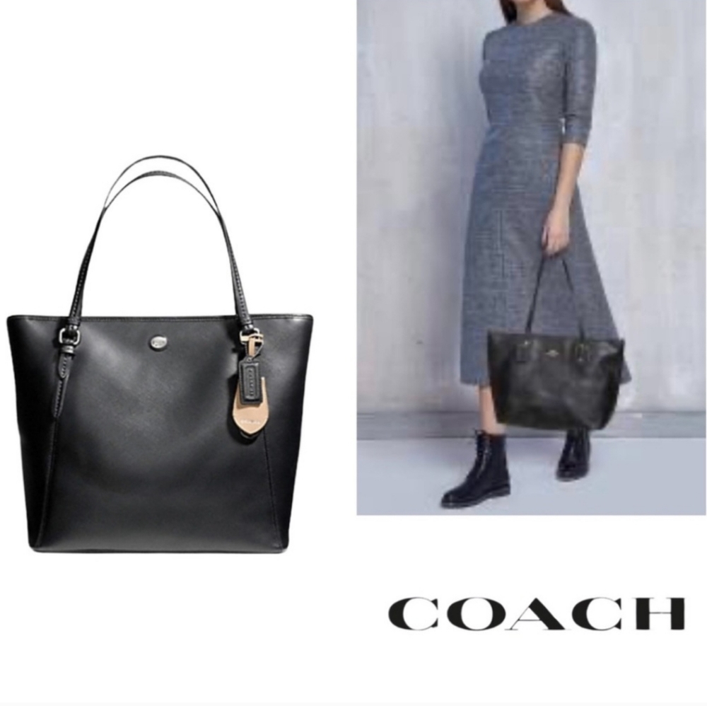 《 Coach 》 Peyton Leather Zip Top Tote